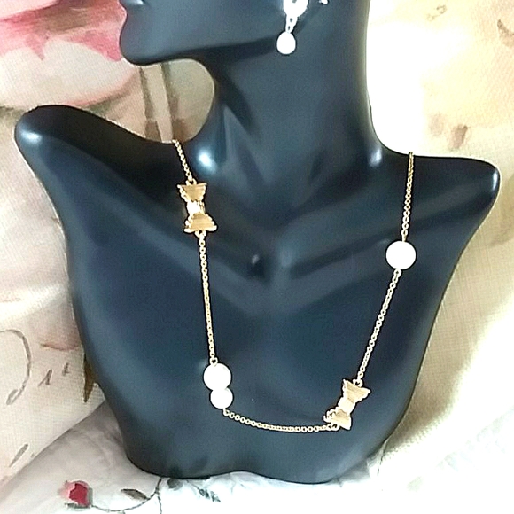 kate spade Jewelry - KATE SPADE gold bows and pearl necklace